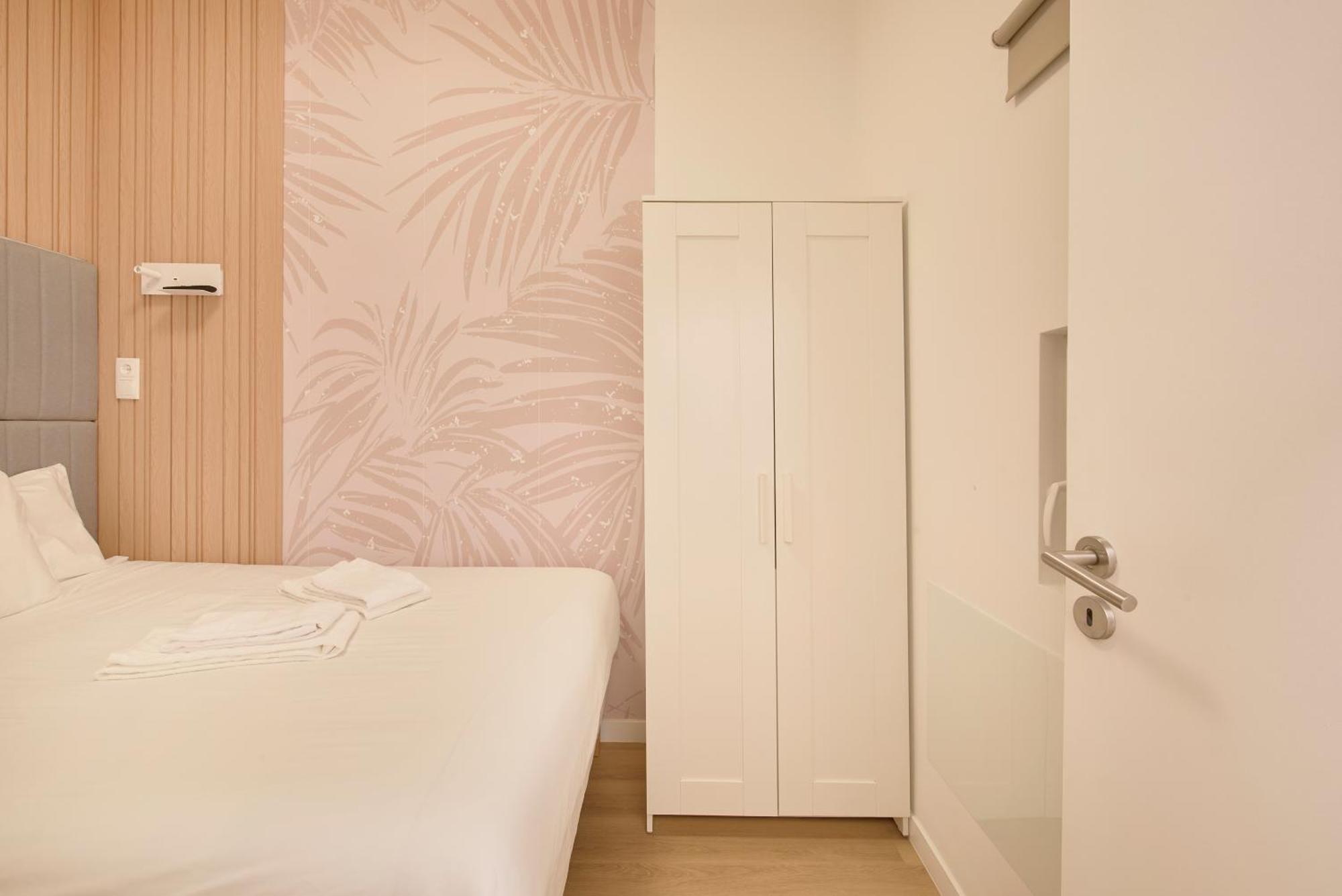 Brand New Hostel Anjos Lisbon Exterior photo