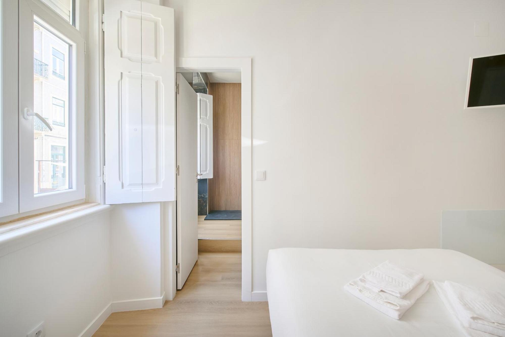 Brand New Hostel Anjos Lisbon Exterior photo